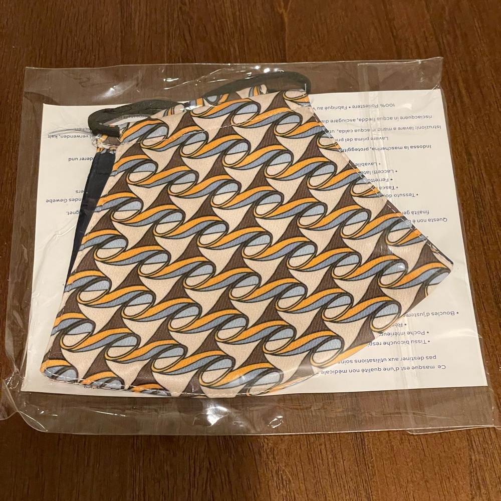 Tory Burch Face Mask